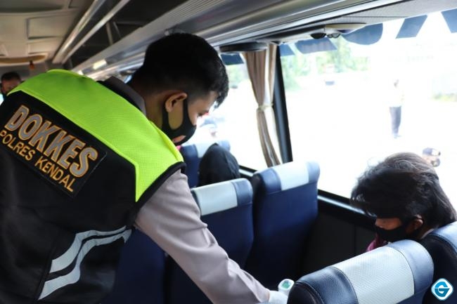 Angkut Pemudik, Bus Pariwisata Diminta Putar Balik