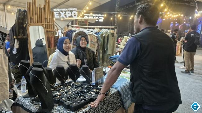 motogp-mandalika-dongkrak-omzet-umkm-ntb-tenun-hingga-kuliner-raup-jutaan-rupiah