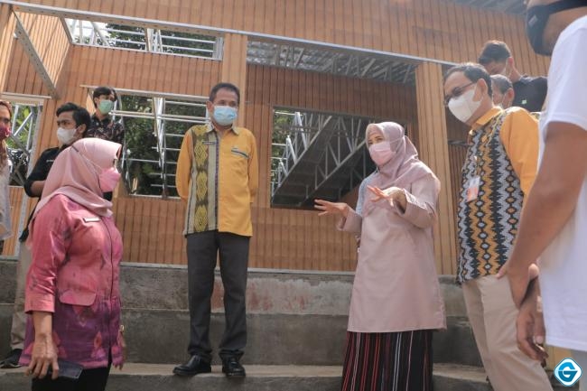 Jadi Sekolah Plastik Blok Pertama di Dunia, Wagub NTB Apresiasi SDN 04 Medas