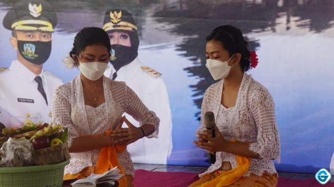 Umat Hindu Gelar Doa Bersama di Suranadi 