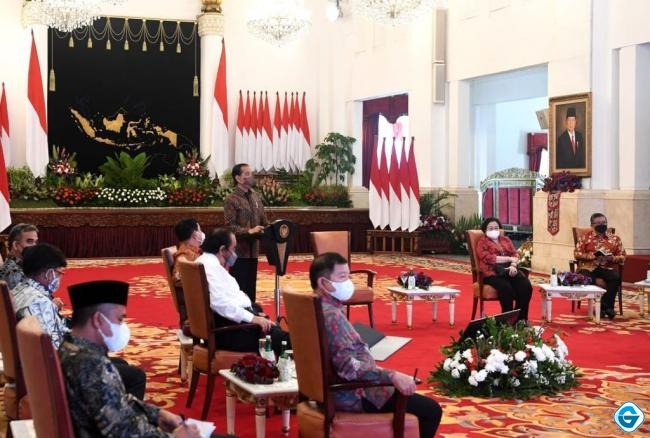 Presiden Jokowi Gelar Pertemuan dengan Para Ketum Parpol, Ini Penjelasan Sekjen PDIP