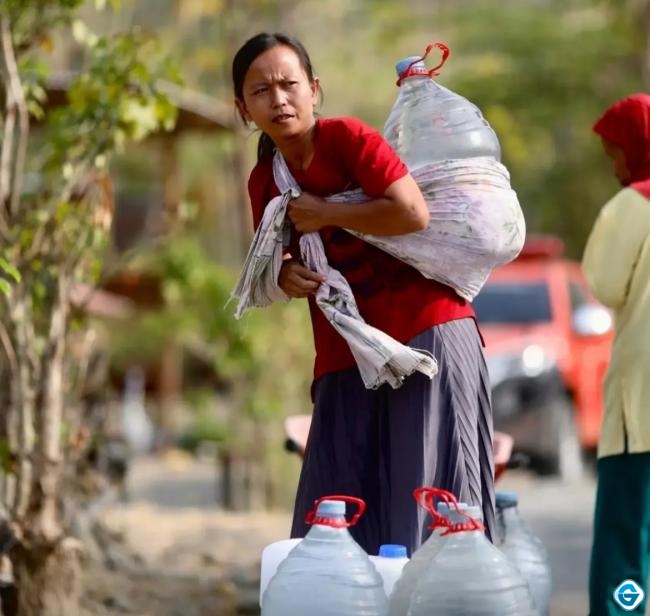 saat-kemarau-retakkan-28-dusun-di-ngawi-korpri-ngawi-gercep-tangani-krisis-air