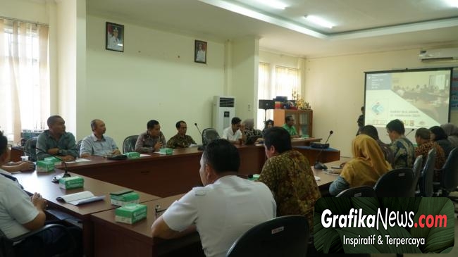 Rapat Bulanan FLLAJ Lombok Barat. 