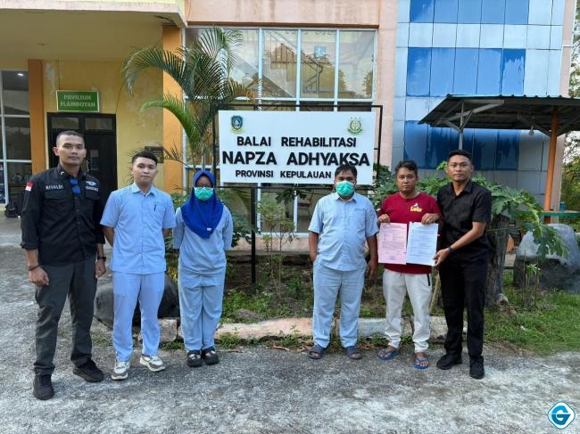 Kejari Natuna Serahkan Tersangka Penyalahgunaan Narkotika untuk Jalani Rehabilitasi Sosial