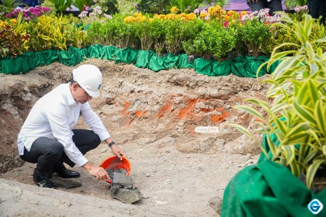 Peletakan Batu Pertama Pembangunan Kantor Wali Kota Mataram