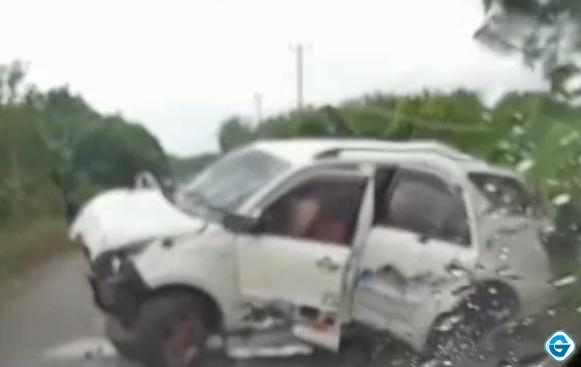 Diduga Oleng Mobil Terjun Keparit, Satu Orang Tewas dalam Insiden Kecelakaan Tunggal