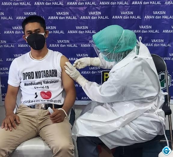 Mesti Ada Jadwal Reses, Komisi lll DPRD Kotabaru Sempatkan Vaksin