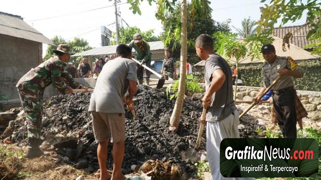 Aksi Gotong Royong Membersihkan Sampah