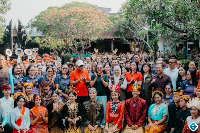 Lindungi Anak dari Risiko Digital, Meutya Hafid Ajak Keluarga Bangun Kebiasaan di Luar Layar
