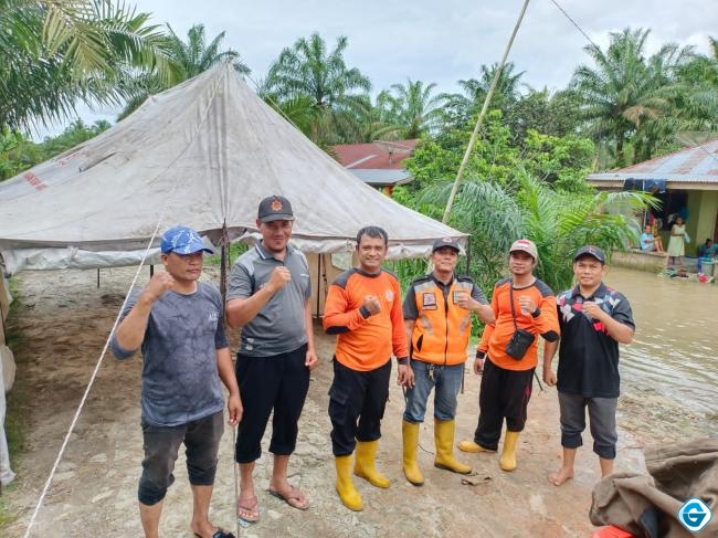 Pemerintah Kabupaten Asahan Dirikan Tenda Pengungsi Bagi Masyarakat yang Terkena Dampak Banjir