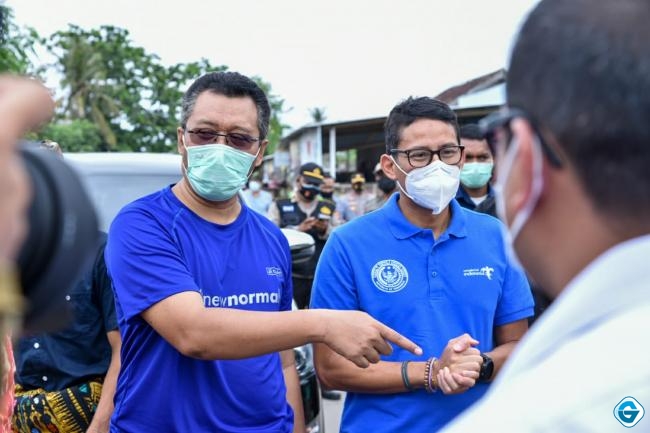 Apresiasi Homestay Desa Gerupuk, Bang Sandi Agendakan Menginap Satu Malam