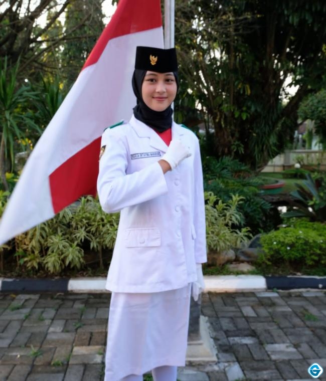 Kegigihan Rahmatika Hendriana Nabila Siswi SMAN 1 Boja Kendal Mengantarkannya Menuju Istana Negara