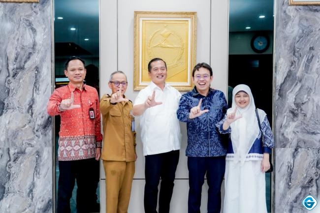 gubernur-ntb-tekankan-tata-kelola-dan-keamanan-digital-bank-ntb-syariah