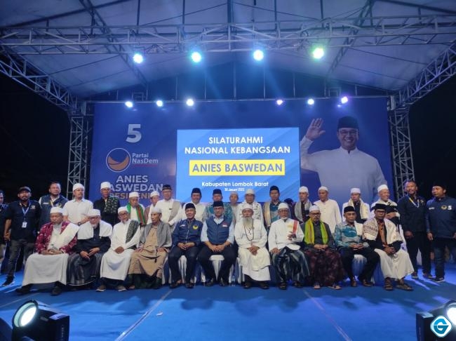 Ribuan Kader dan Relawan Sambut Anies Baswedan di Lombok Barat