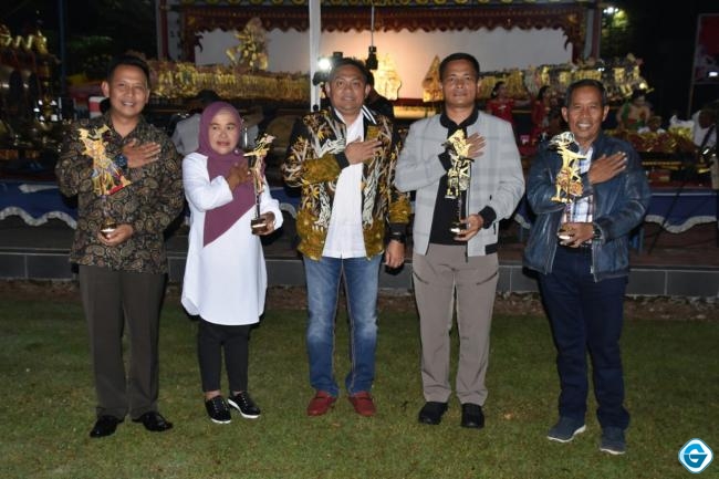 Hut Bhayangkara Ke 76, Polres Salatiga Gelar Wayang Kulit Dengan Lakon Wahyu Bhayangkara