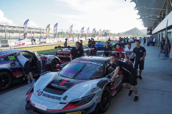 Sean Gelael Tampil Kompetitif di Latihan GT World Challenge Mandalika