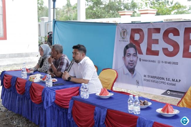 Reses Dikediaman Anggota DPRD Tanbu, Bang Dhin Tanggapi Aspirasi Perwakilan Warga Mantewe Ini
