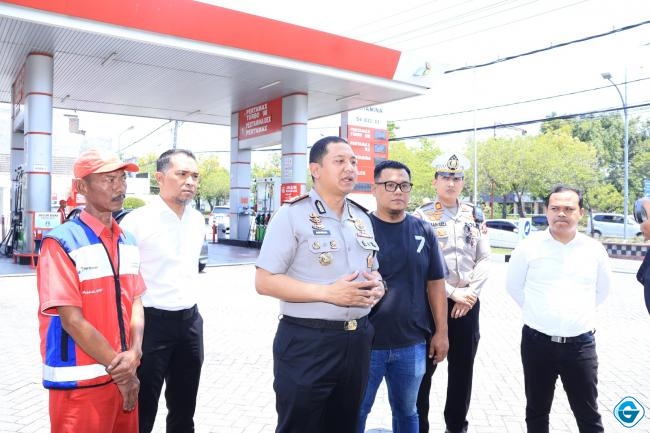 Cek Langsung SPBU, Kapolres Ngawi Pastikan Stok BBM Aman Tanpa Antrean