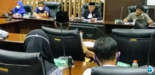 Mencari Solusi Terkait Kelangkaan LPG, Komisi II DPRD Tanbu Gelar Rapat Bersama Pihak Pertamina