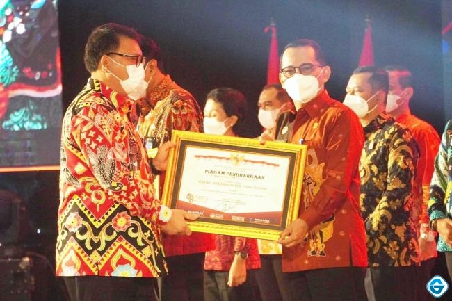 Berhasil Melakukan Pembinaan Kepada WBP, Kanwil Kemenkumham Jateng Raih Penghargaan