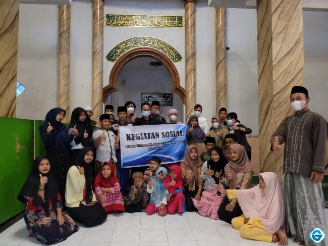 Berbagi Dengan Warga Panti Asuhan Al- Hikmah Semarang